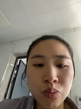 Iridessa- live sex cam