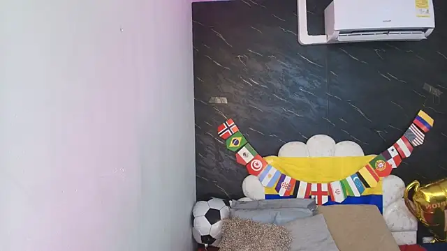 kissme_luna webcam