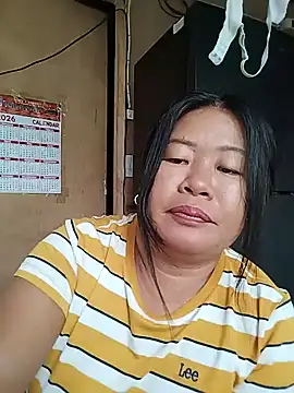 Lovelywoman43 webcam