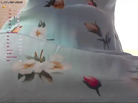 LustfulSarah webcam
