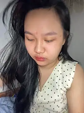 Almira6868 webcam