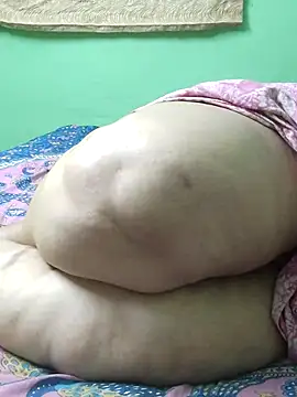 tamilthanushri webcam