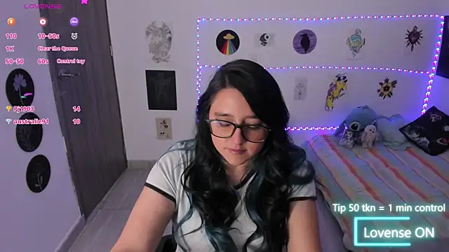 Cherry_blush_ live cam on StripChat