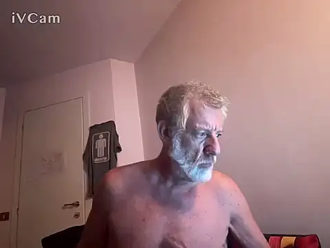 PierPesaroX live cam on StripChat