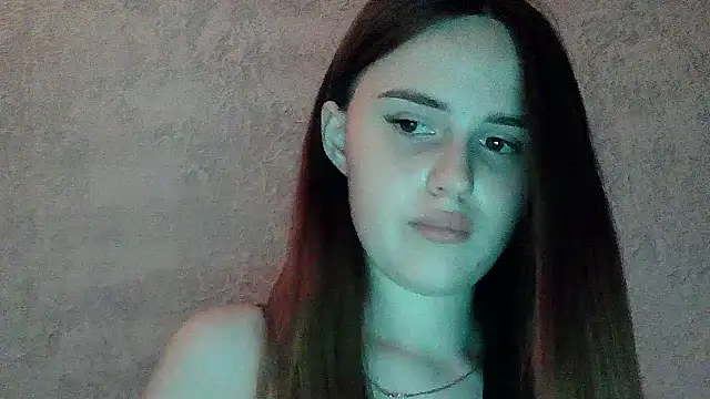 SweetLoraa webcam