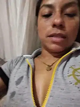 AngelicaStorms webcam