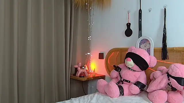 Lexa-Raven webcam
