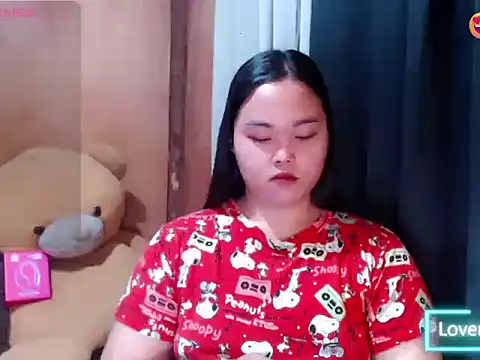 _Lylia webcam