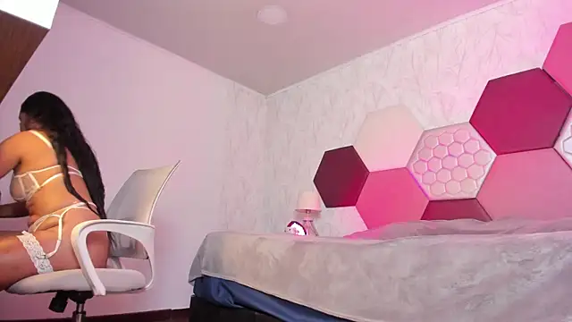 ArielleWilde webcam