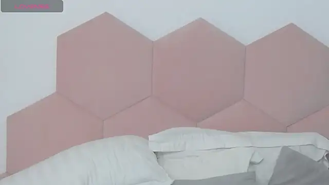 MissRosse live cam on StripChat