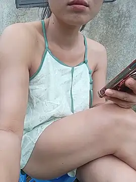 Linda-yiyi webcam