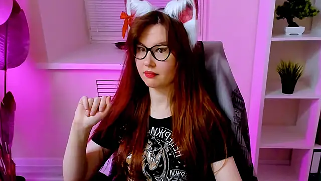 CarolGiggly webcam