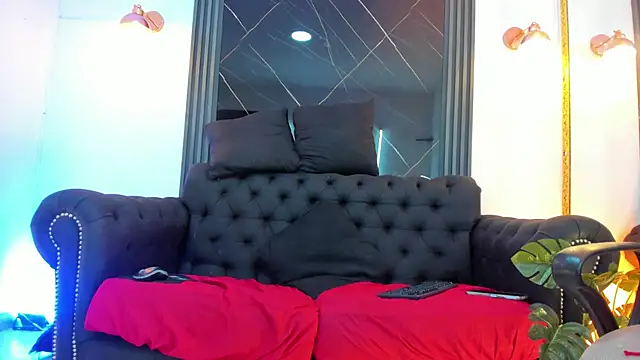VickyJohnson1 webcam