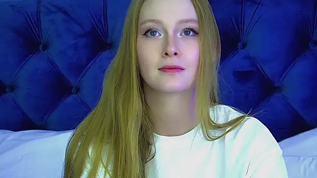 AgataFoxley webcam