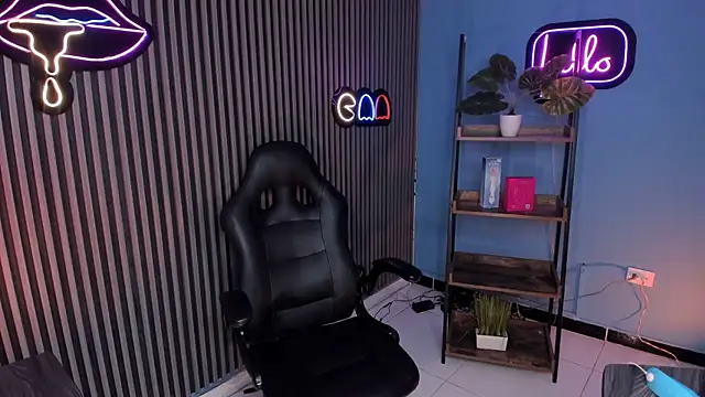 Emily_robertss1 webcam