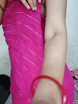 xpihu live cam on StripChat