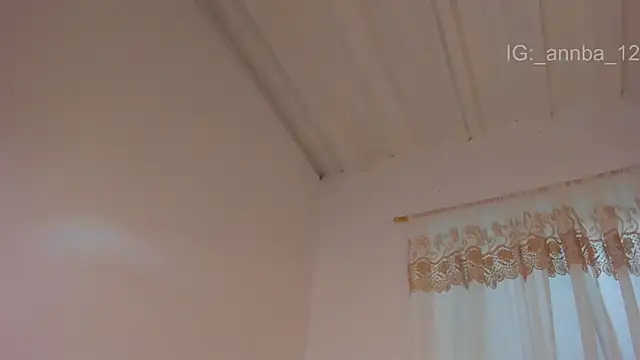 annie_barozzi webcam