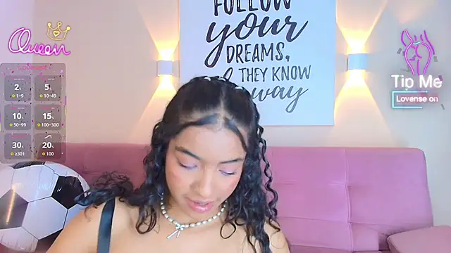 SunnyGilmoree webcam