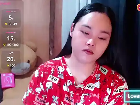 _Lylia webcam