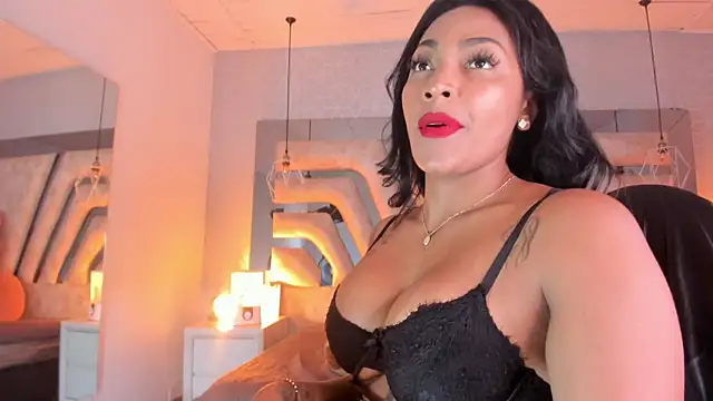 AngelineHeet webcam