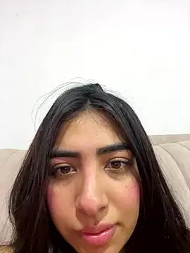 cherry_skinnyy_ webcam