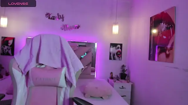 Karly_moon webcam
