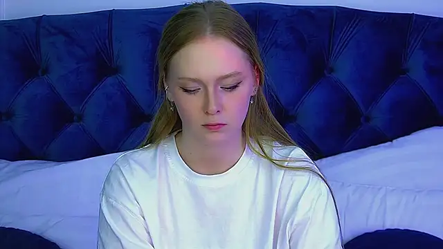 AgataFoxley webcam