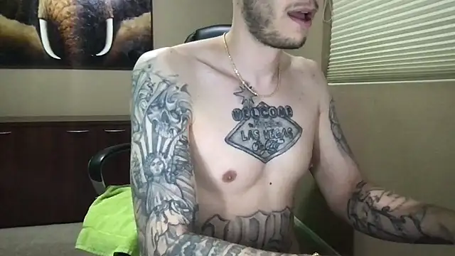 JuicyJoshy webcam