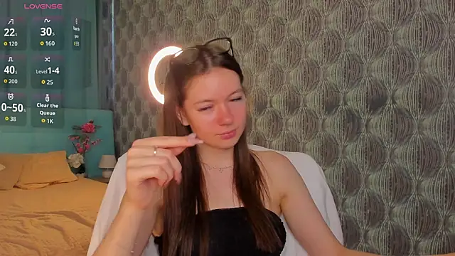 Nicole_Charm webcam