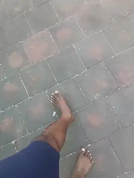duskygirl8 (M young) - Cum spray in outdoor