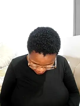 ChubbyBitch26 webcam
