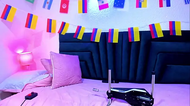 VictoriaRouge_ webcam