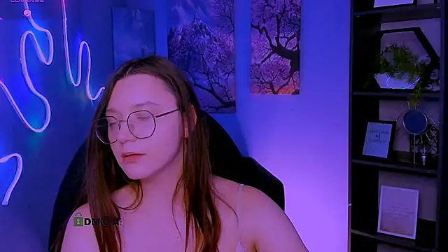 nymira webcam