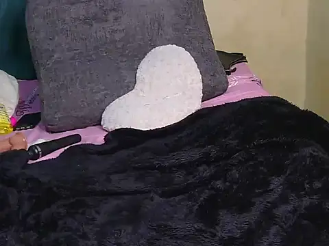 chocolate_peggy webcam