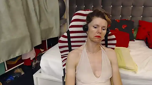 kellyterapy webcam