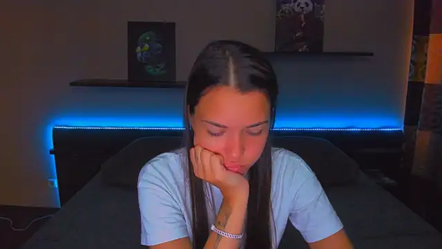 AlexaBarkley webcam