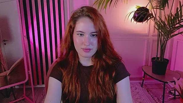 ChloeAster webcam