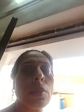Sexy-Suhani2