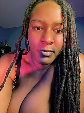 GirthGoddessCoco webcam