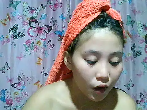 SexyAsianPussy4u webcam