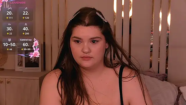 EmilyHyde webcam