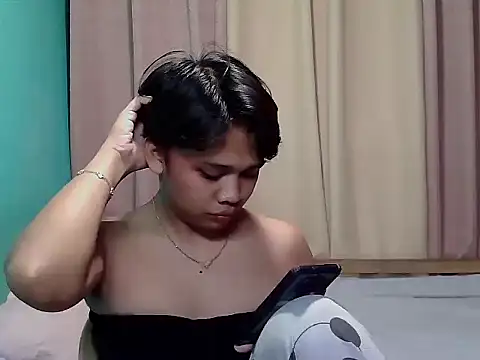 pinaymorena_zeinab webcam
