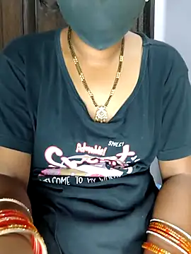 SindhuHappy webcam