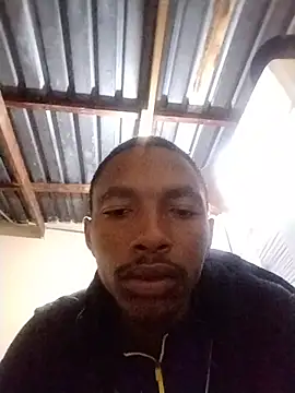 alphamale25 webcam