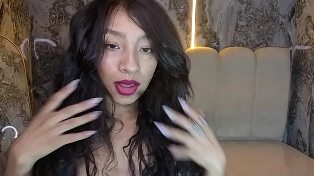 Adarasuri_v webcam