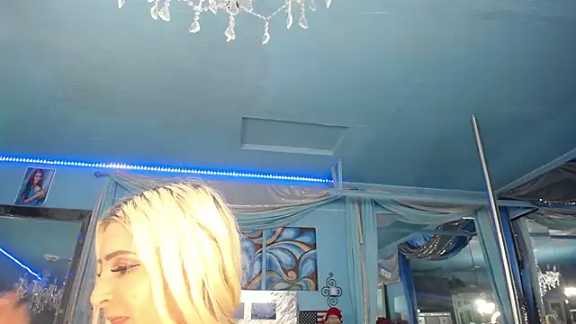 ADRIANNA_FOX webcam