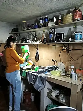 LaInsaciableIntensa webcam