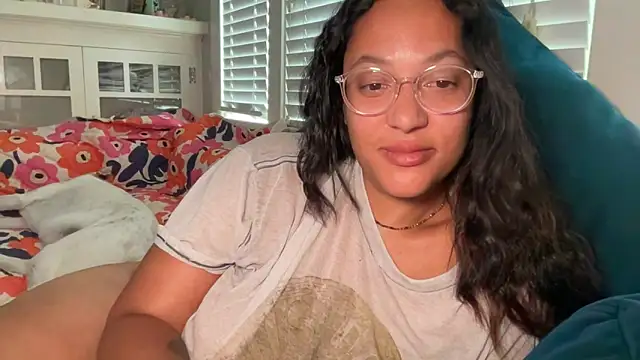 dreamyriri webcam