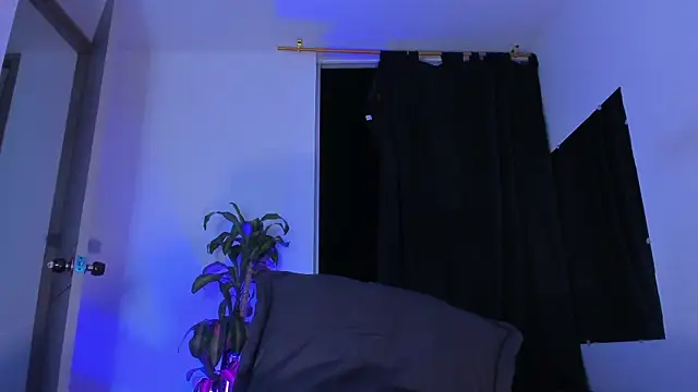 thaddeus_king webcam