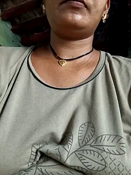 Love-pari77 webcam